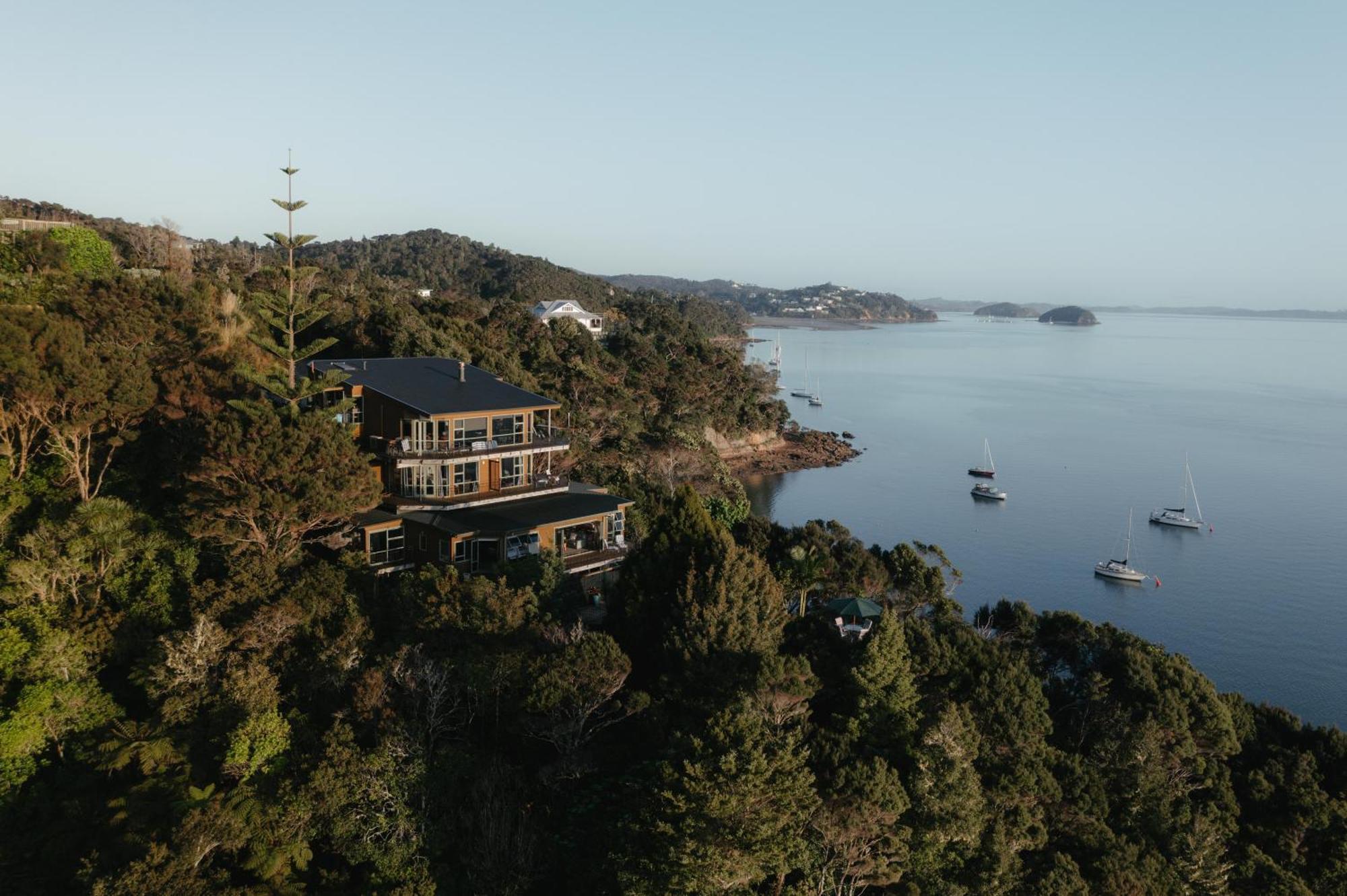 Villa Cliff Edge By The Sea Paihia Exterior foto